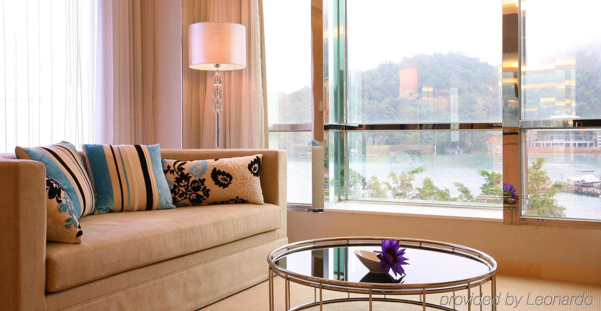 The Crystal Resort Sun Moon Lake Юйчи Номер фото