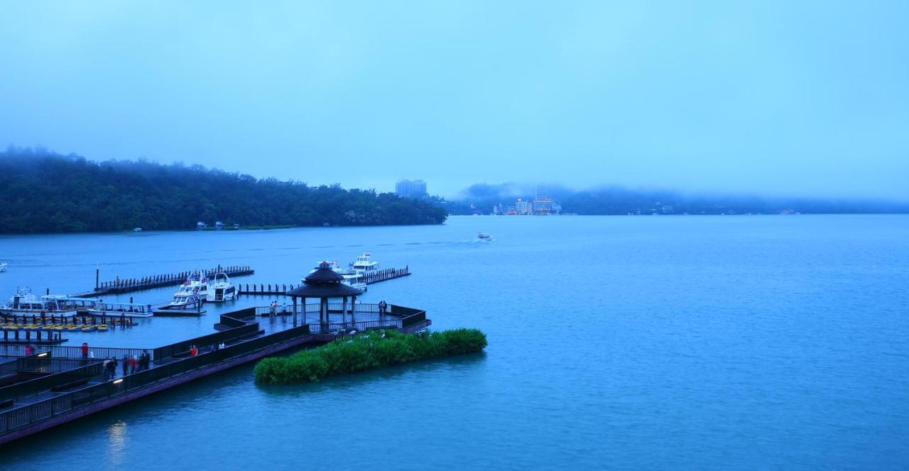 The Crystal Resort Sun Moon Lake Юйчи Экстерьер фото